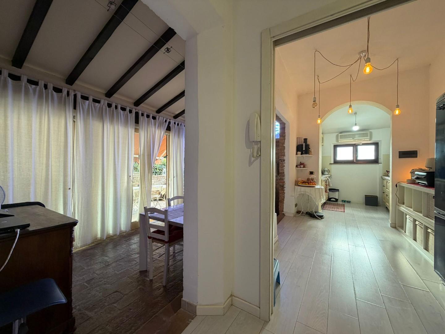 Appartamento con giardino, Siena porta san marco