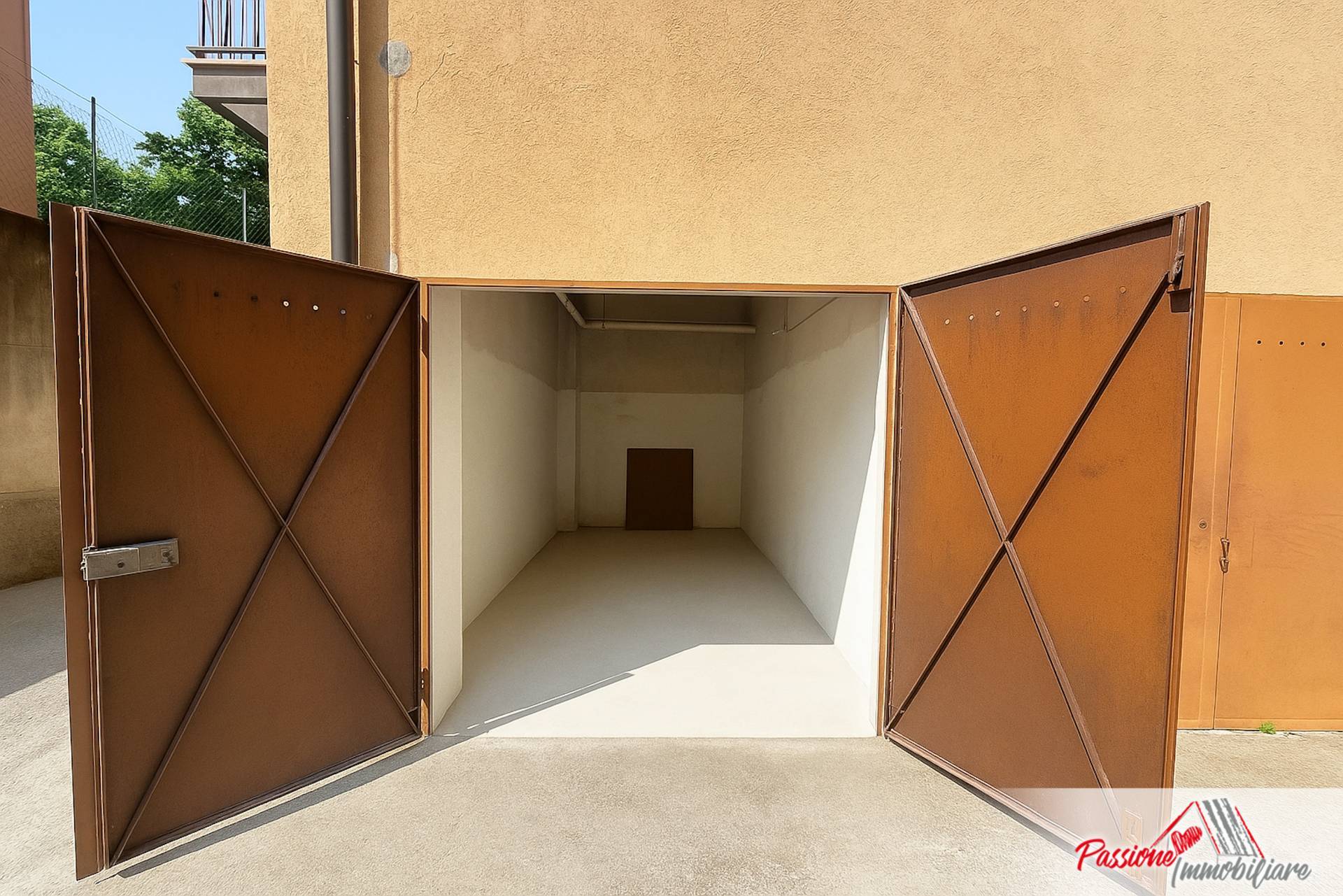 Box o garage in affitto a Verona, Ponte Crencano