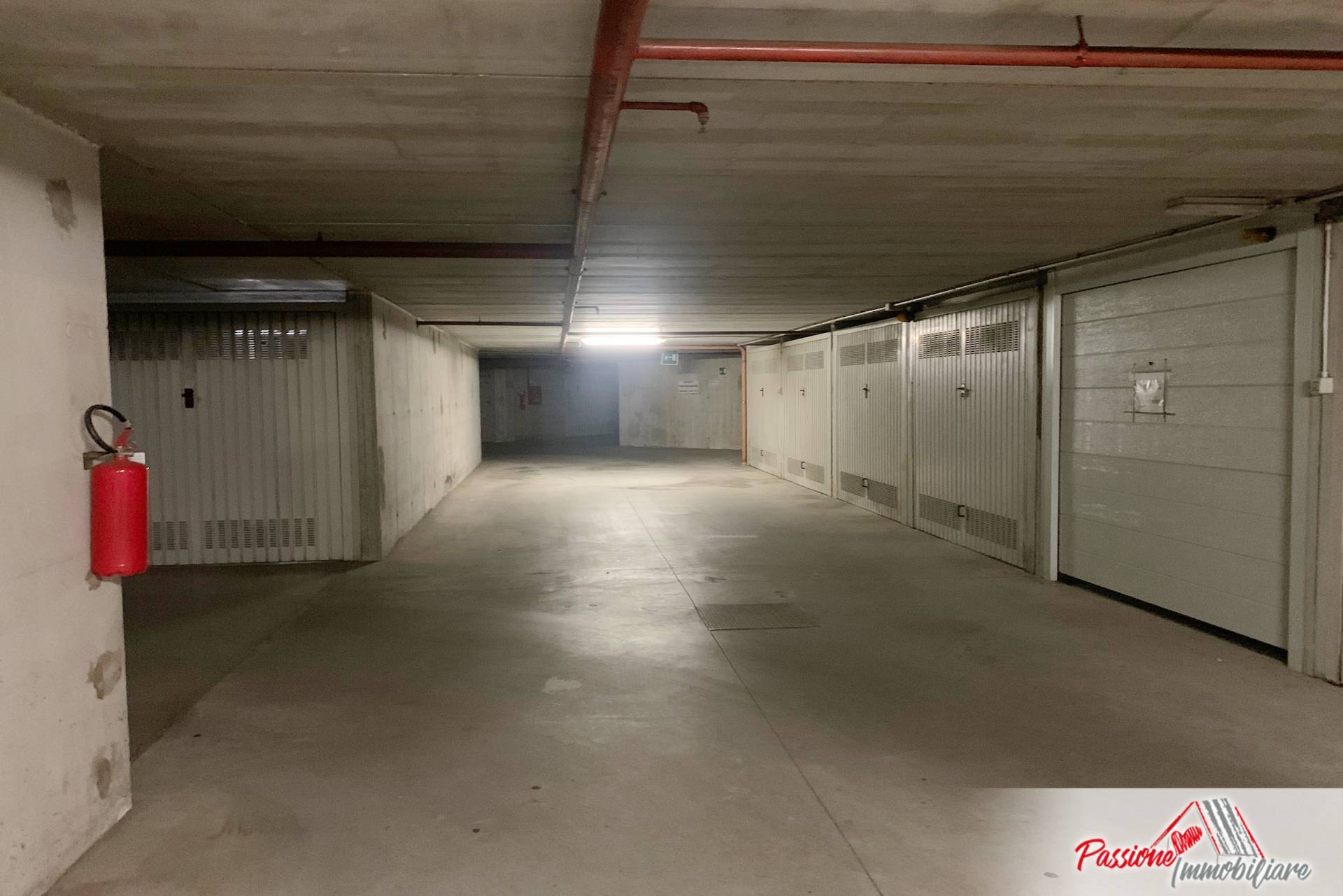 Garage in vendita a Verona, Golosine