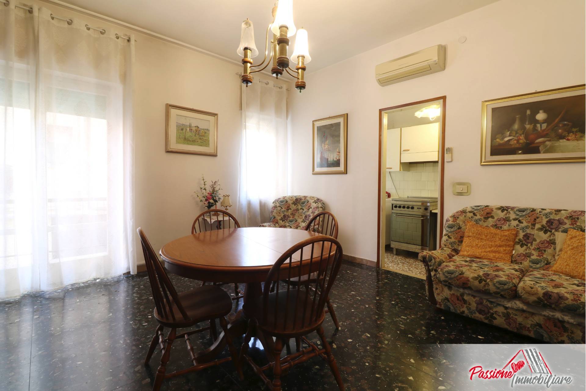 Appartamento in vendita a Verona, Ponte Crencano