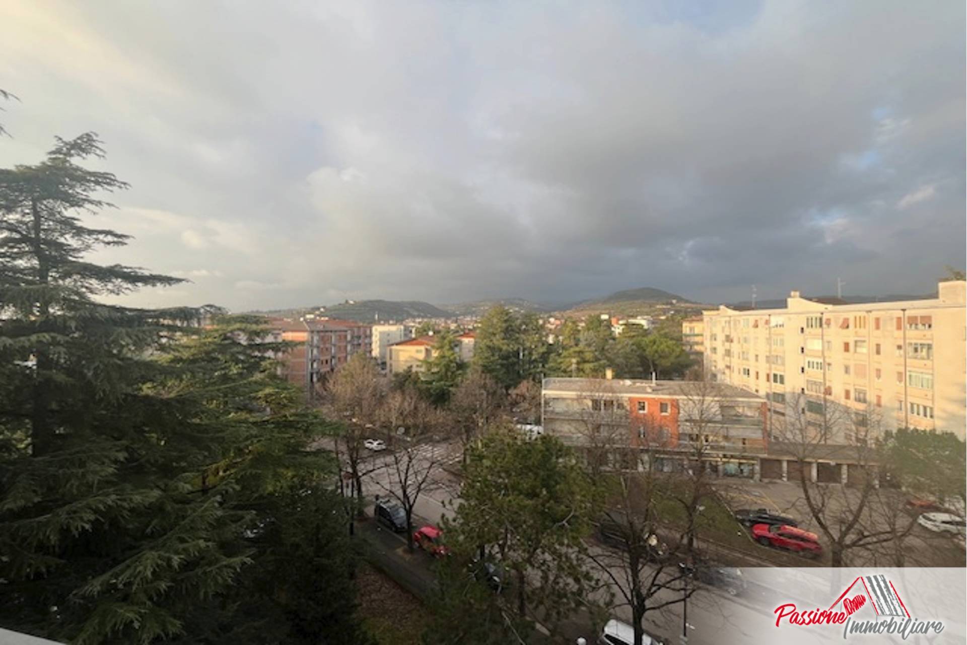 Appartamento in vendita a Verona, Ponte Crencano