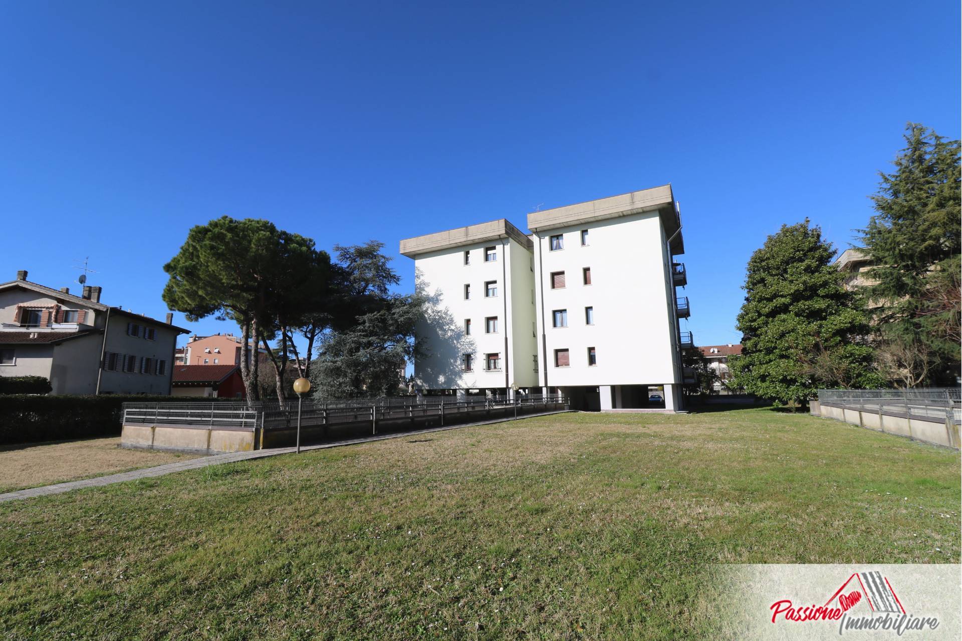 Appartamento in vendita a Verona, Borgo Nuovo