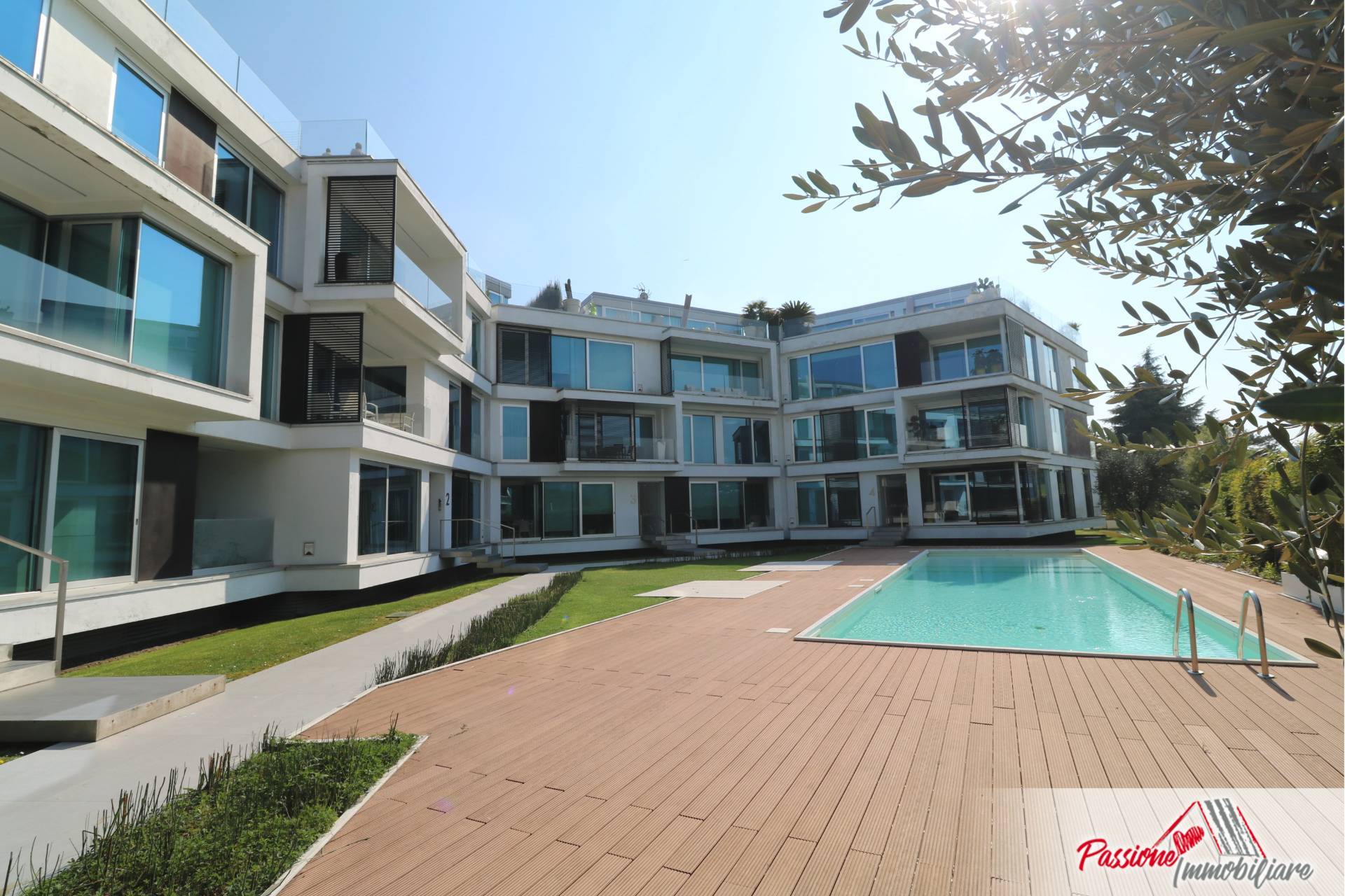 Appartamento in vendita a Lonato del Garda