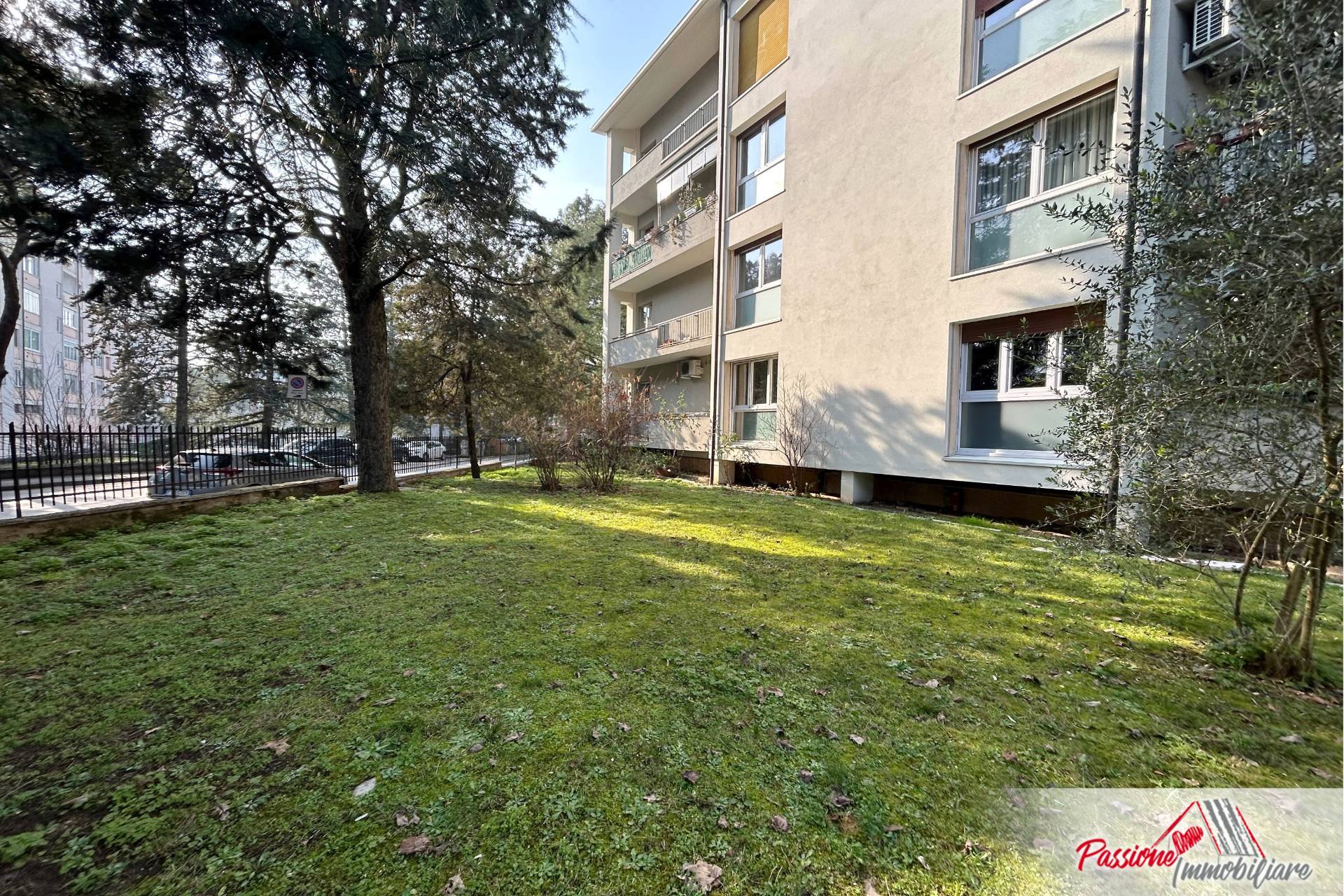 Appartamento in vendita a Verona, Ponte Crencano