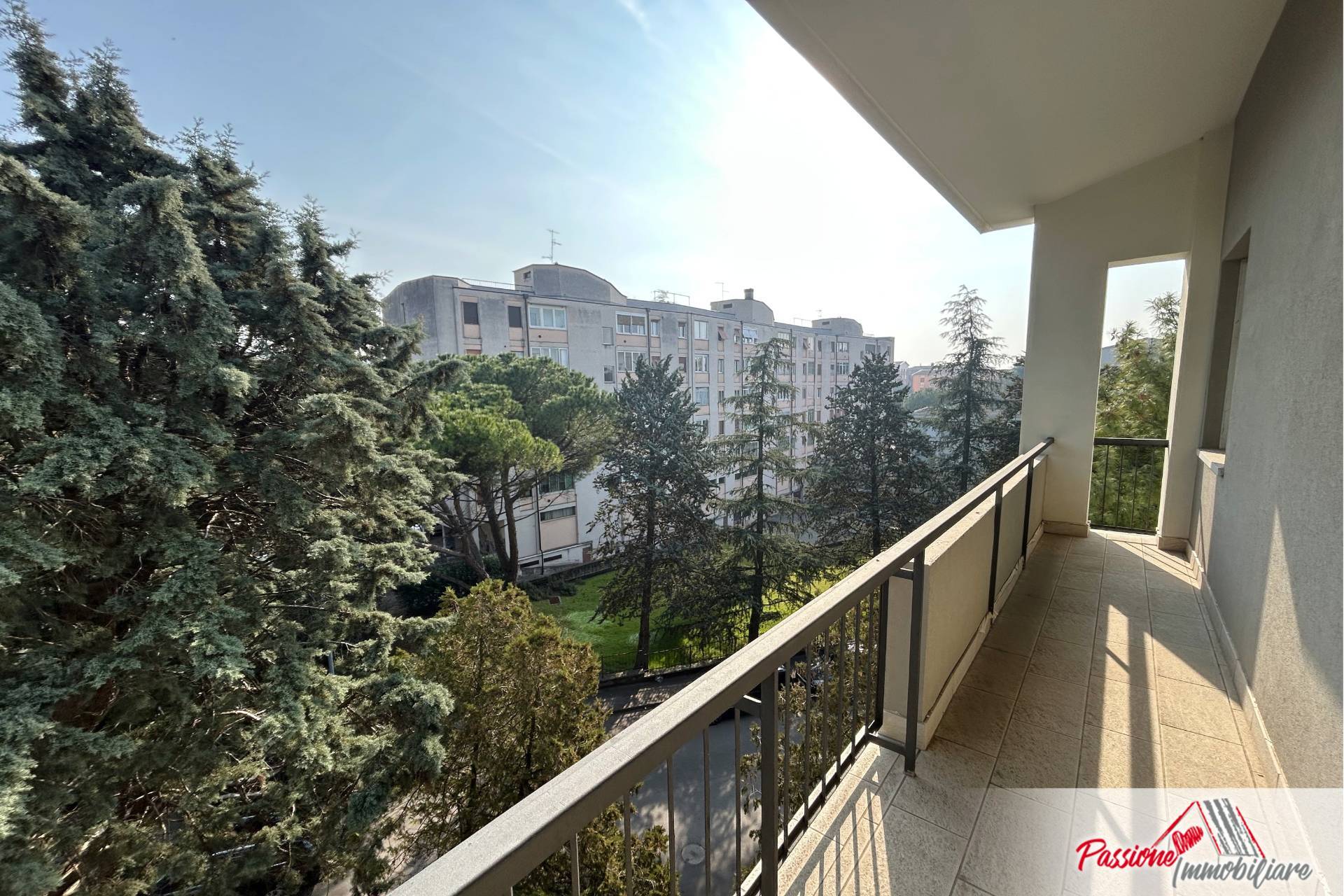 Appartamento in vendita a Verona, Ponte Crencano