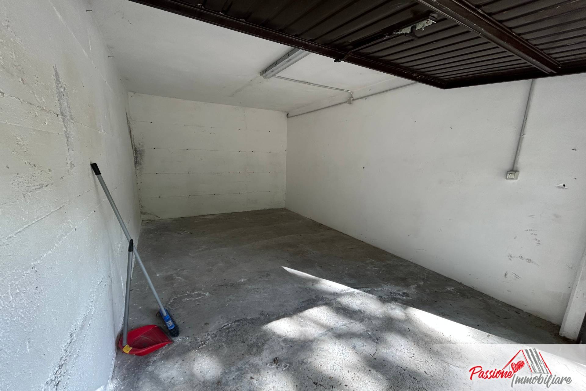 Box o garage in affitto a Verona, Ponte Crencano