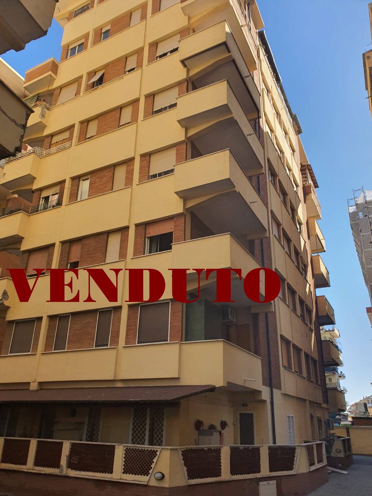 Appartamento in vendita a Ladispoli, centro