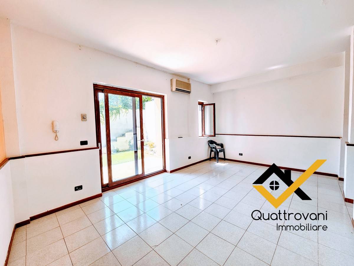 Appartamento in affitto a Aci Catena