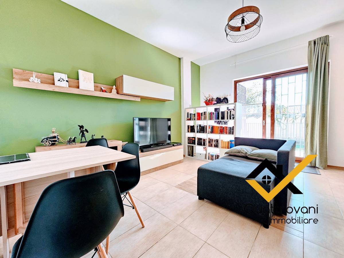 Appartamento in affitto a Aci Castello