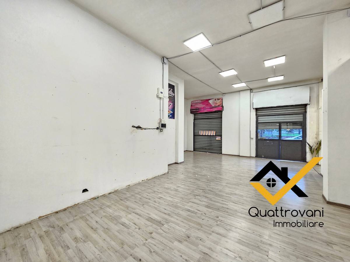 Locale commerciale in affitto a Catania