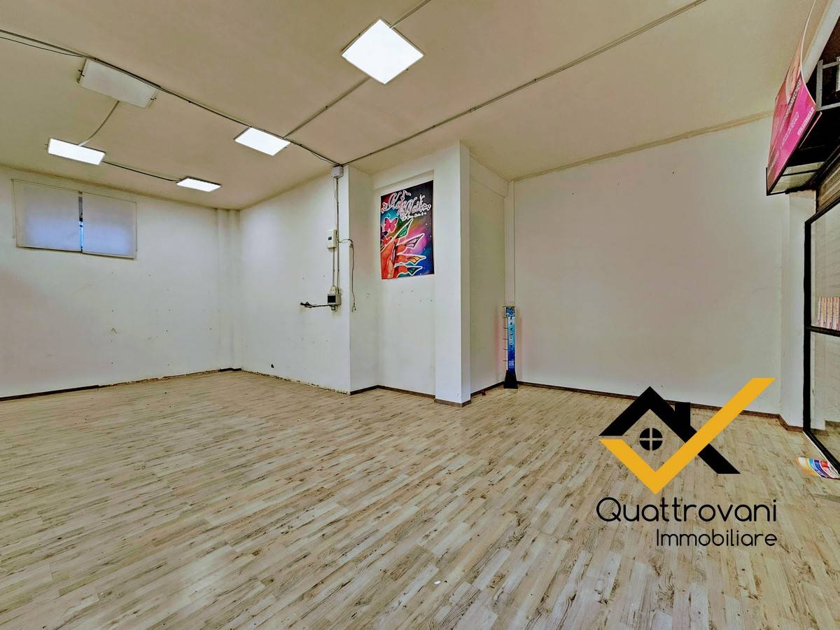 Locale commerciale in affitto a Catania