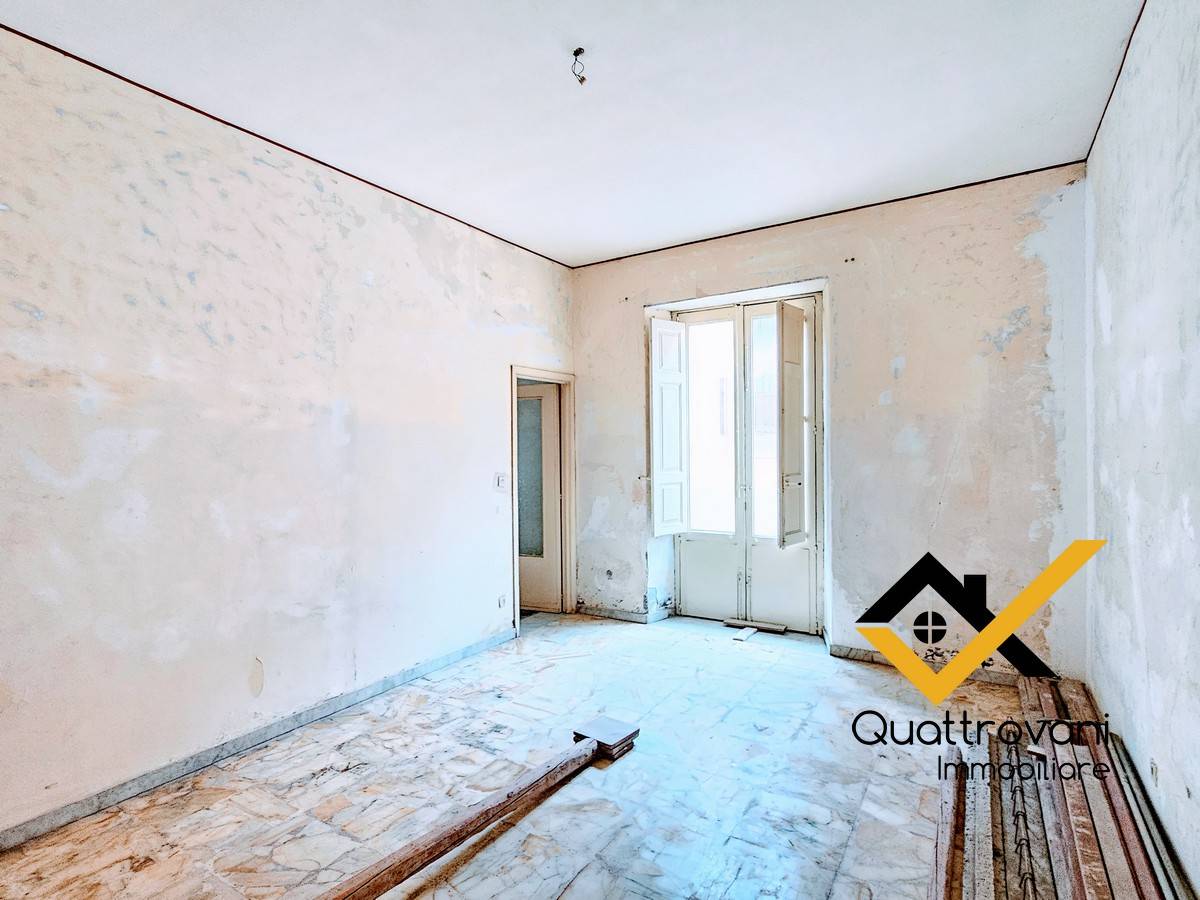 Casa singola in vendita a Aci Catena