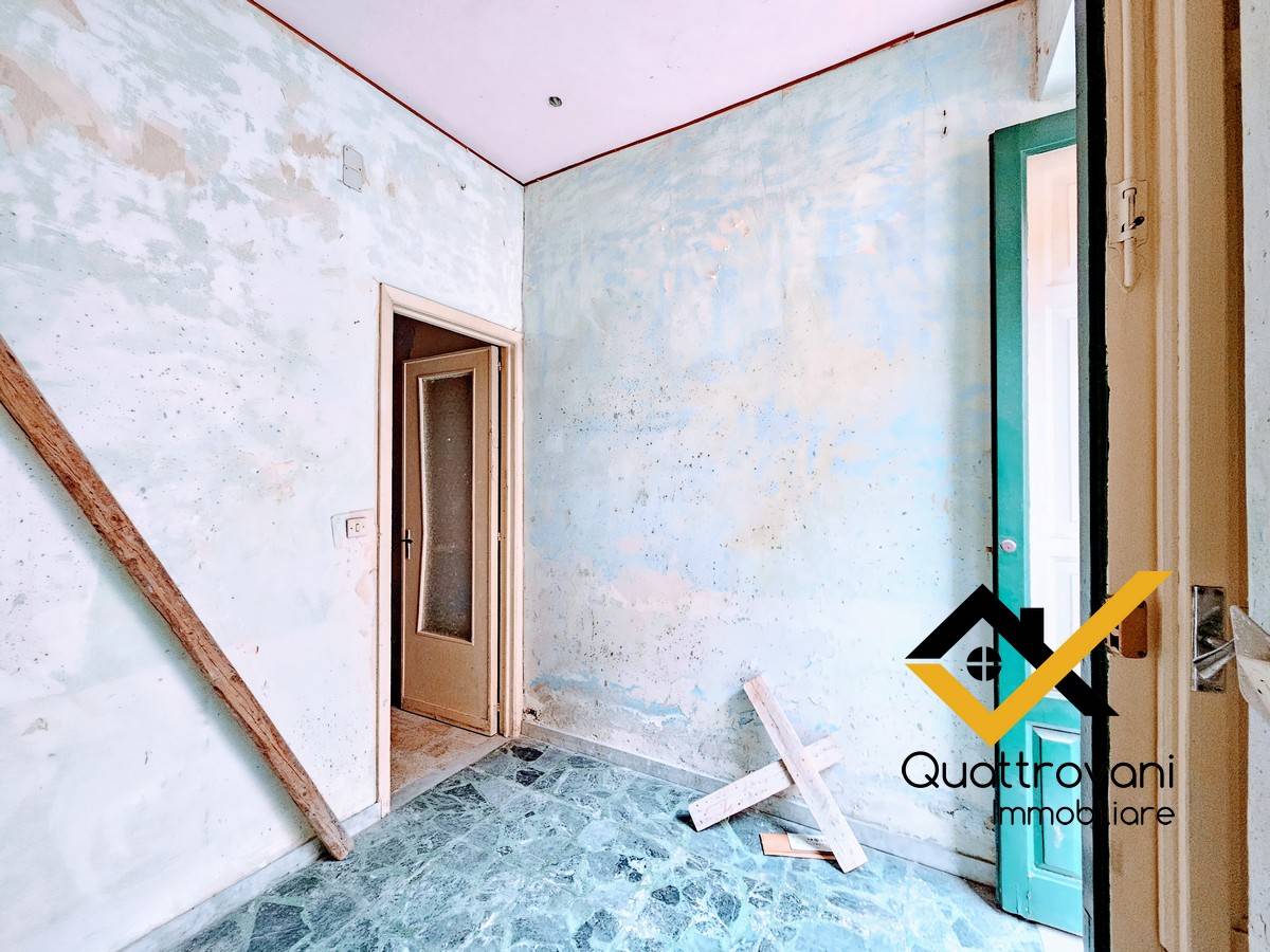 Casa singola in vendita a Aci Catena