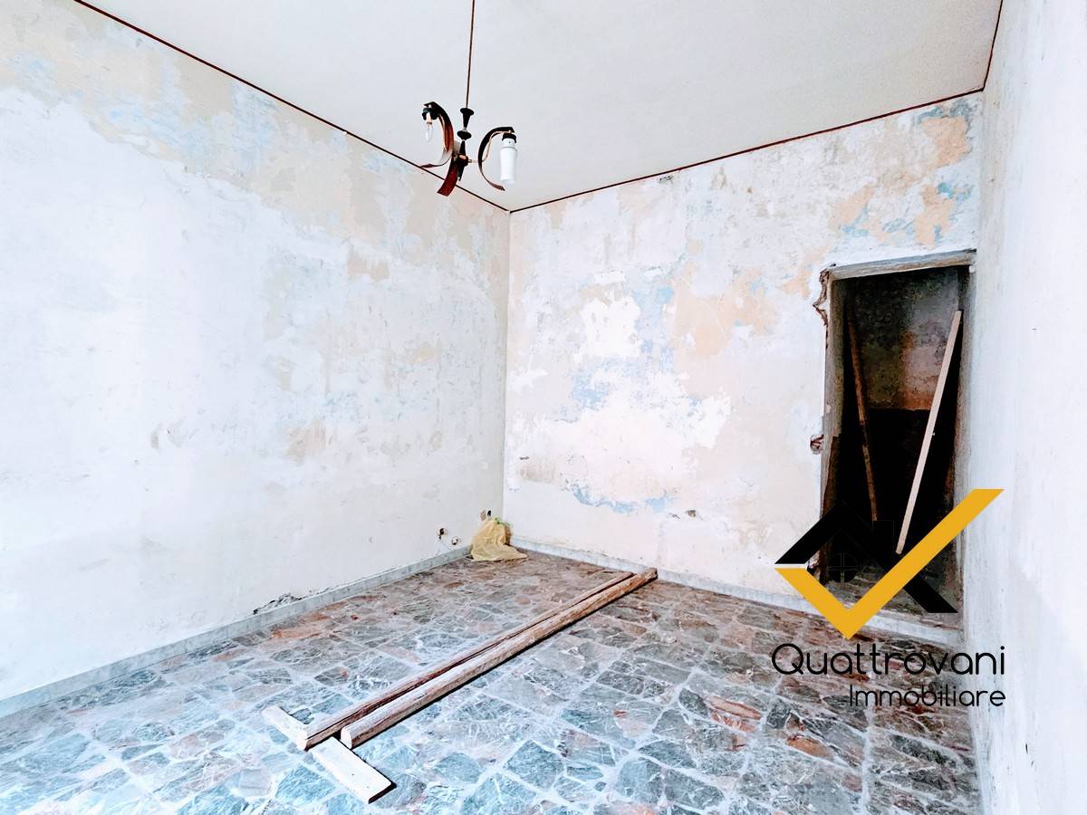 Casa singola in vendita a Aci Catena