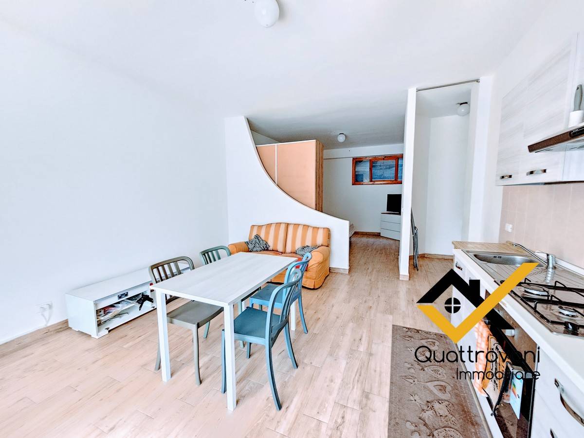 Appartamento in affitto a Aci Castello