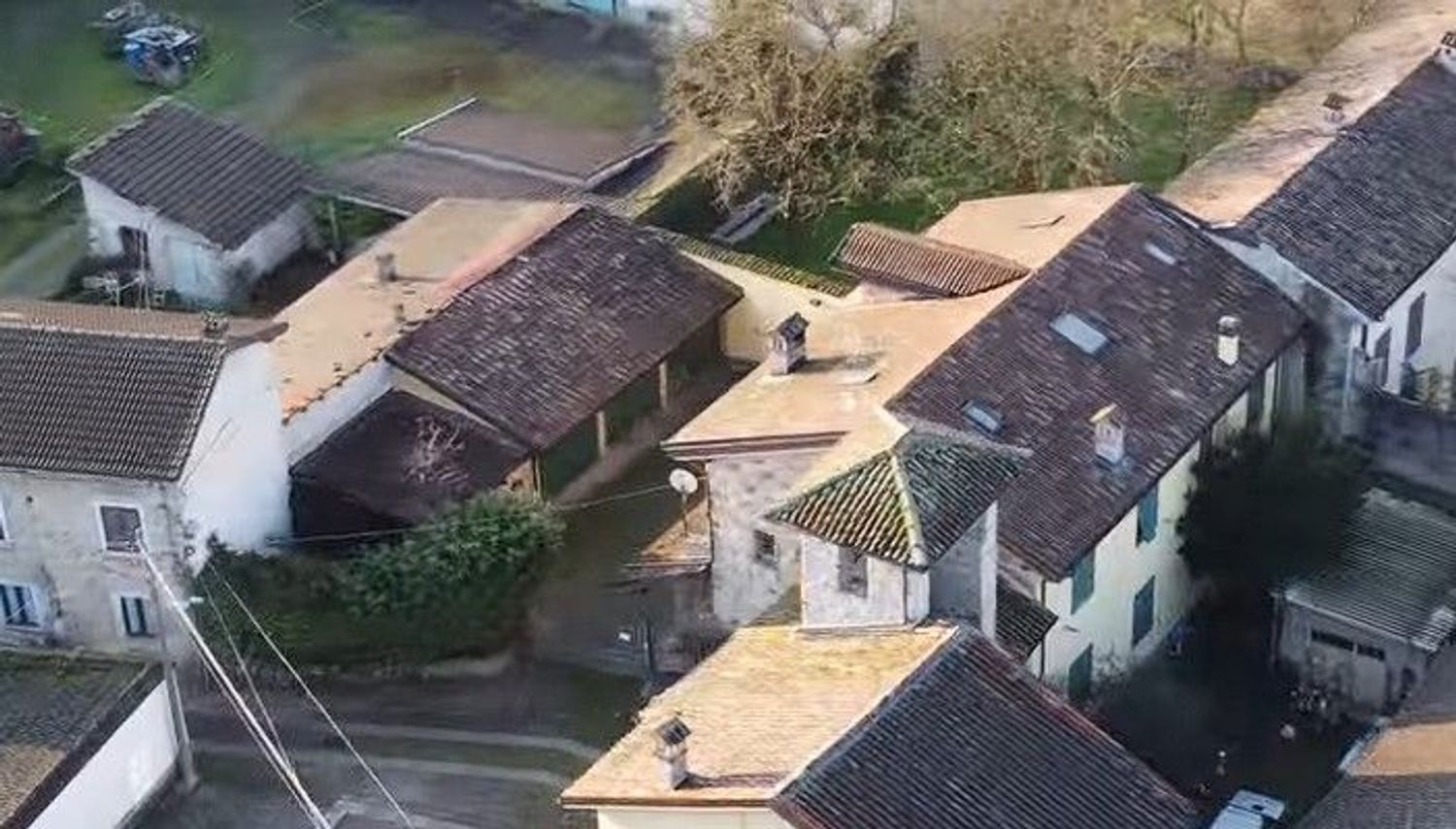 Villa in vendita in via via umberto i 0, Borghetto di Borbera