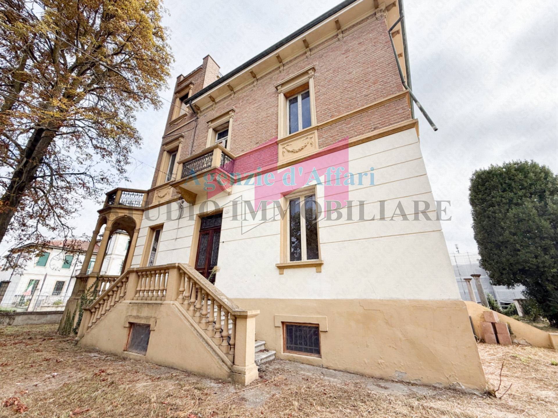 Villa Singola in vendita a Castelmassa