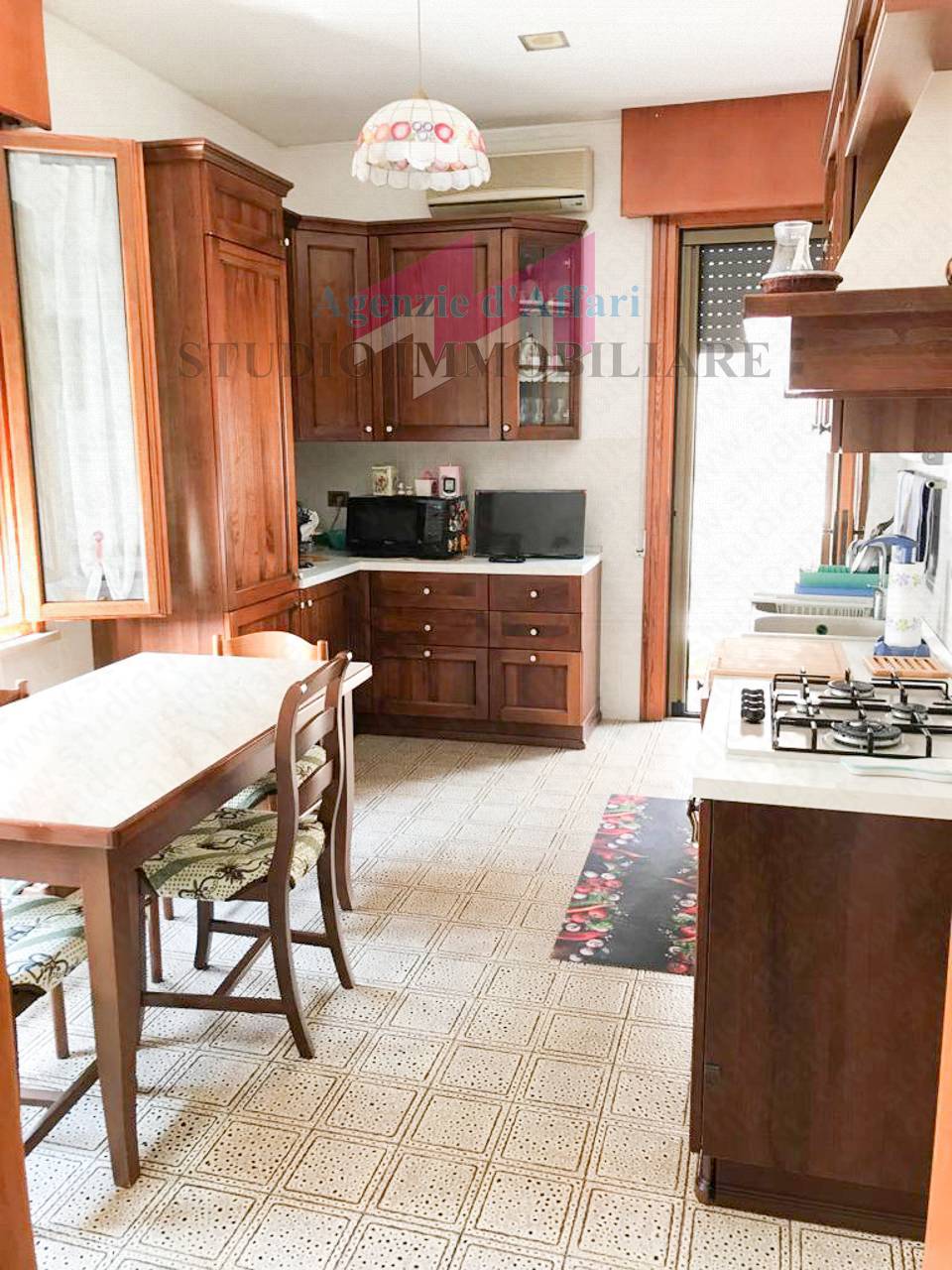 Casa in vendita a Castelnovo Bariano