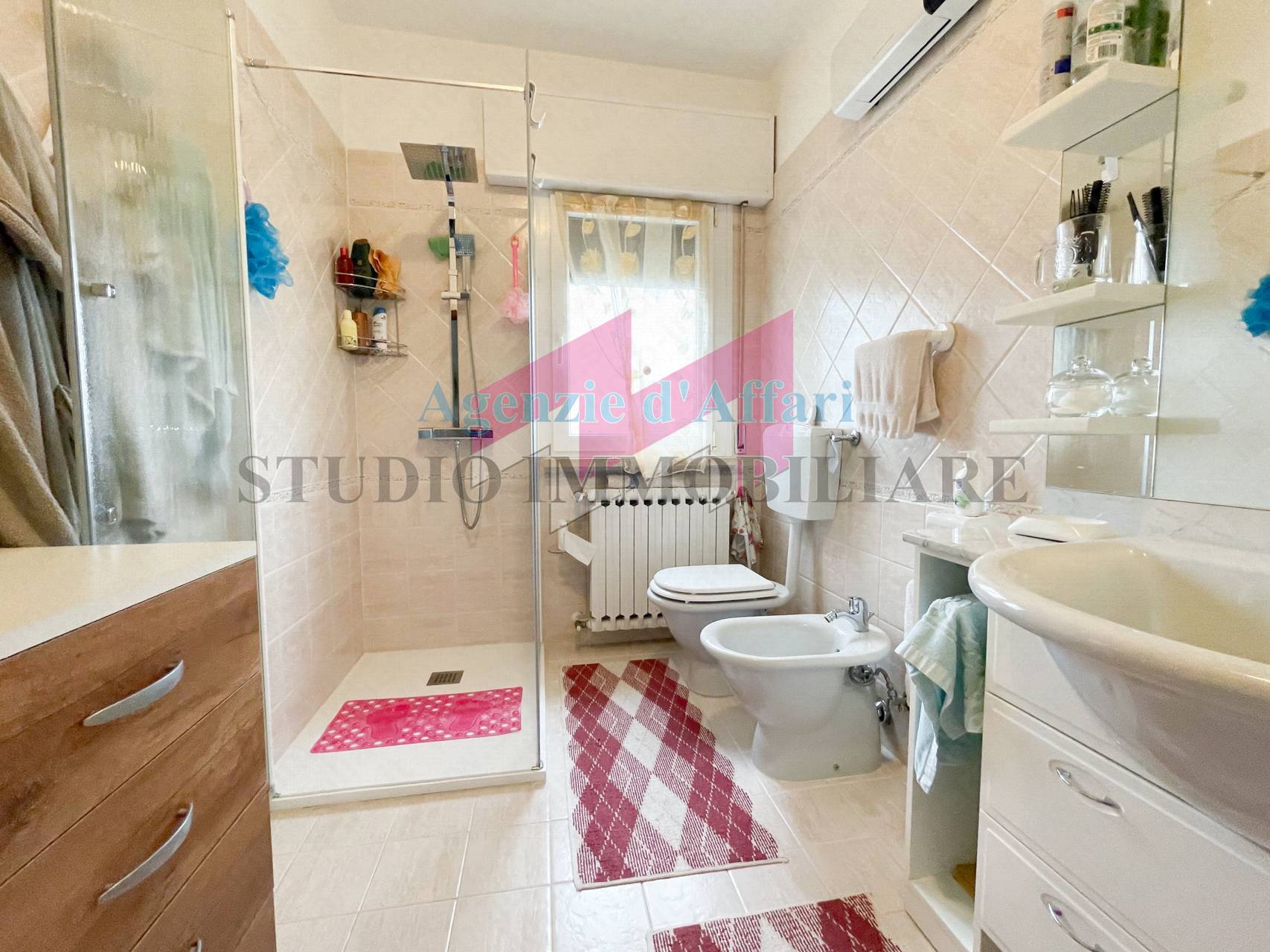 Porzione di bifamiliare in vendita a Castelmassa