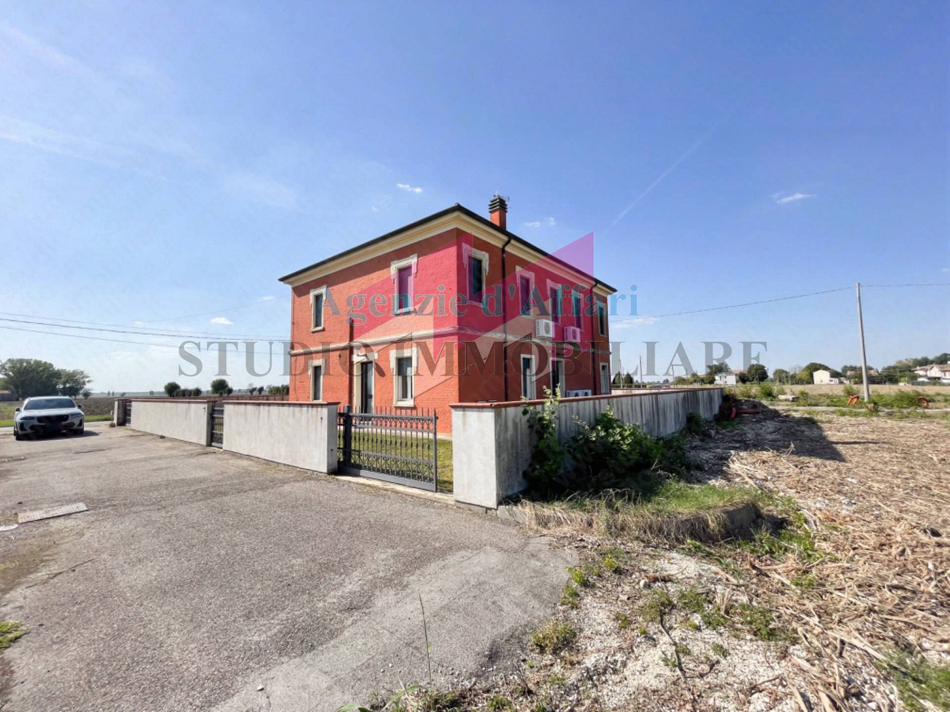 Villa in vendita a Ceneselli