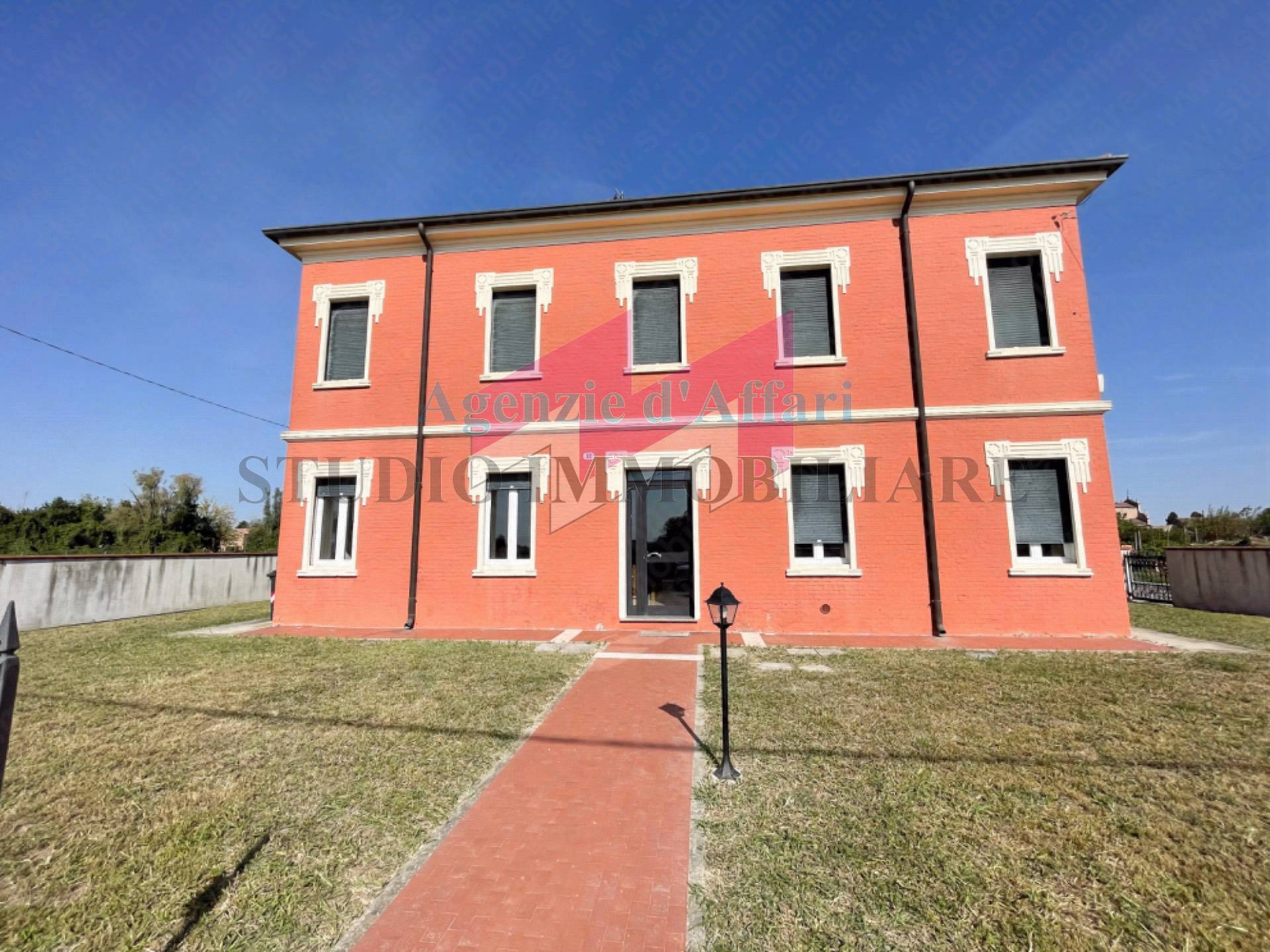 Villa in vendita a Ceneselli