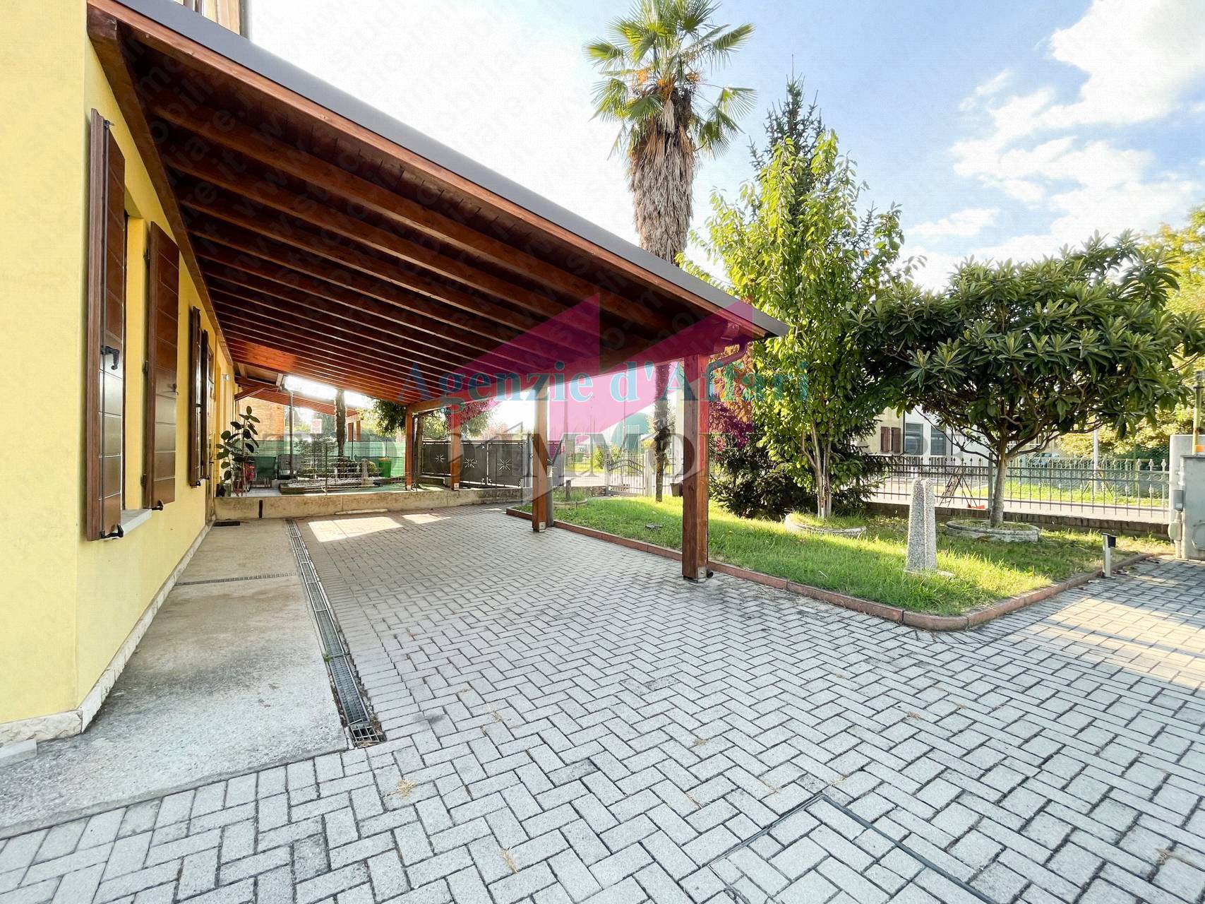 Casa in vendita a Castelmassa