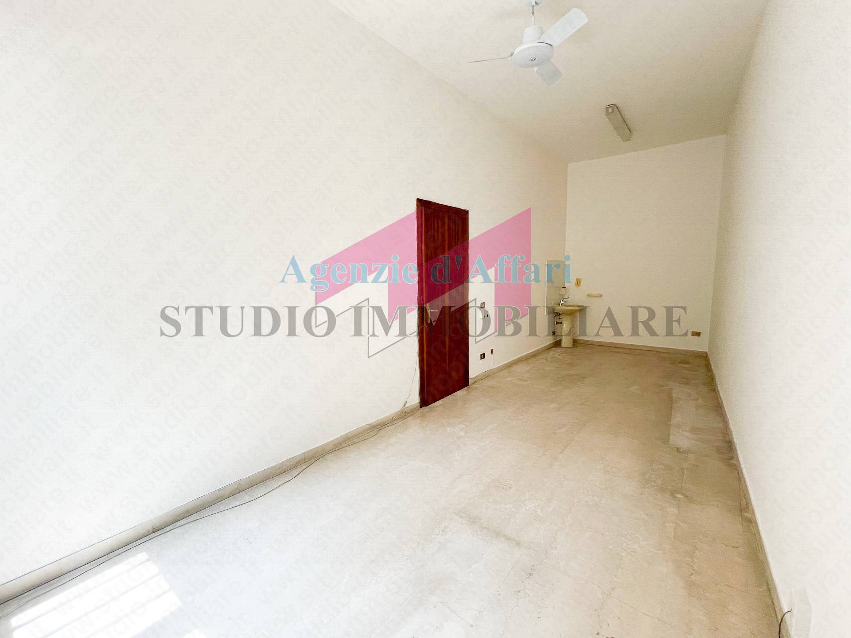 Negozio in affitto a Castelmassa