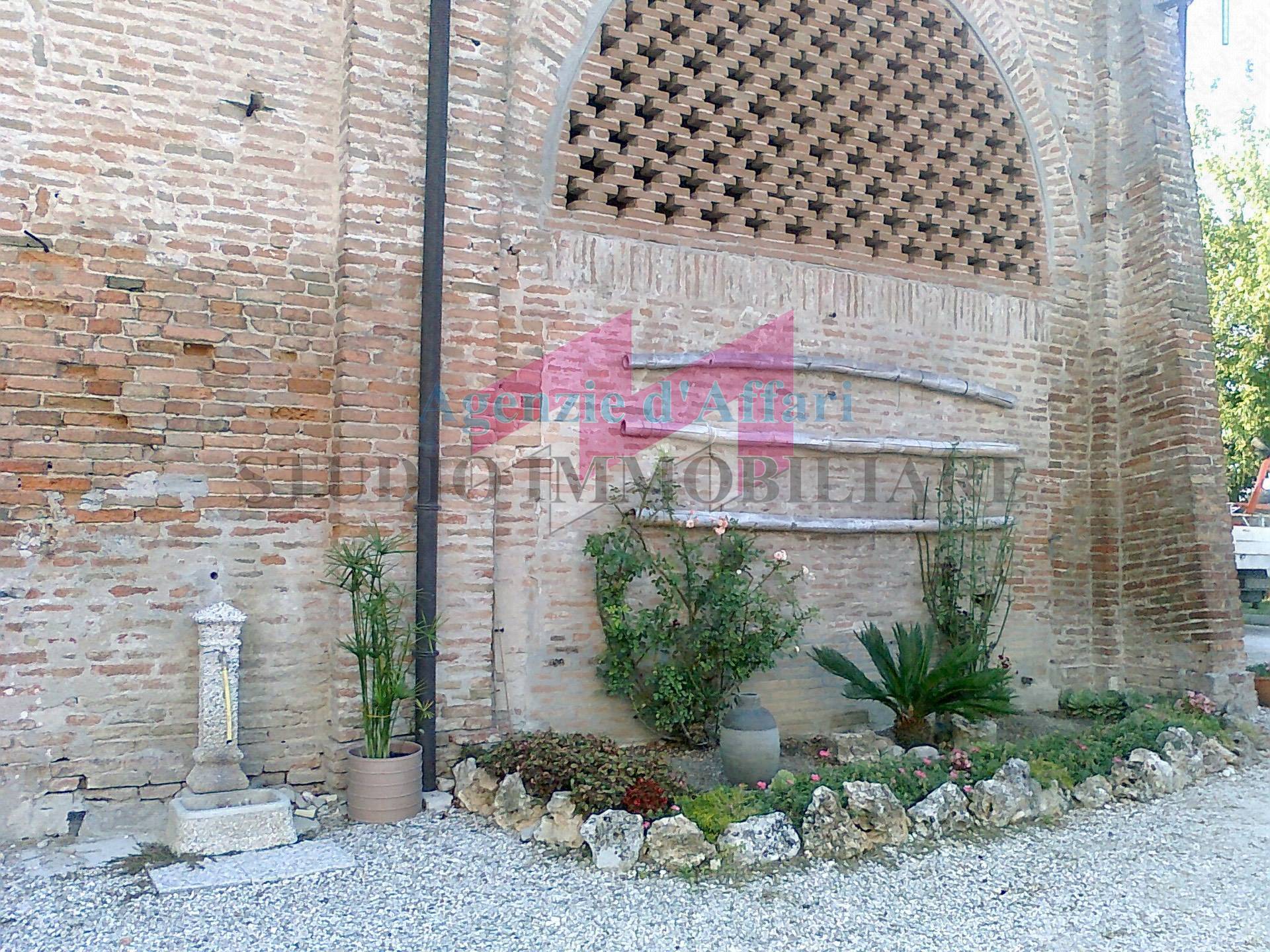 Villa Singola in vendita a Calto