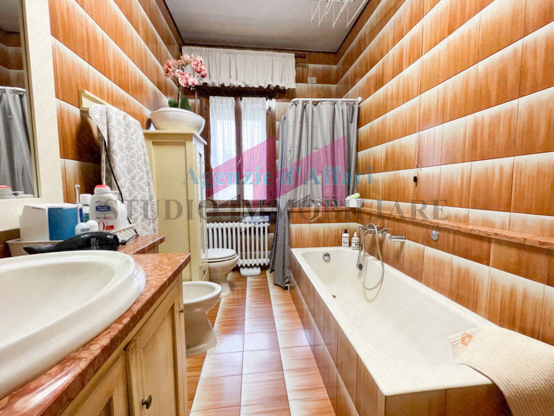 Casa in vendita a Castelnovo Bariano