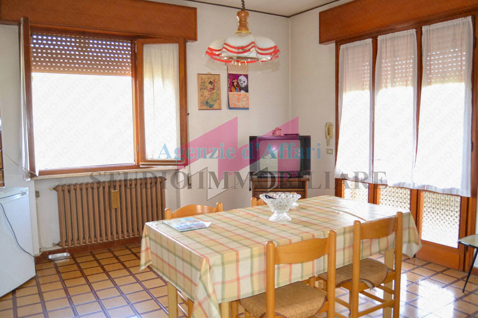 Porzione di bifamiliare in vendita a Castelnovo Bariano