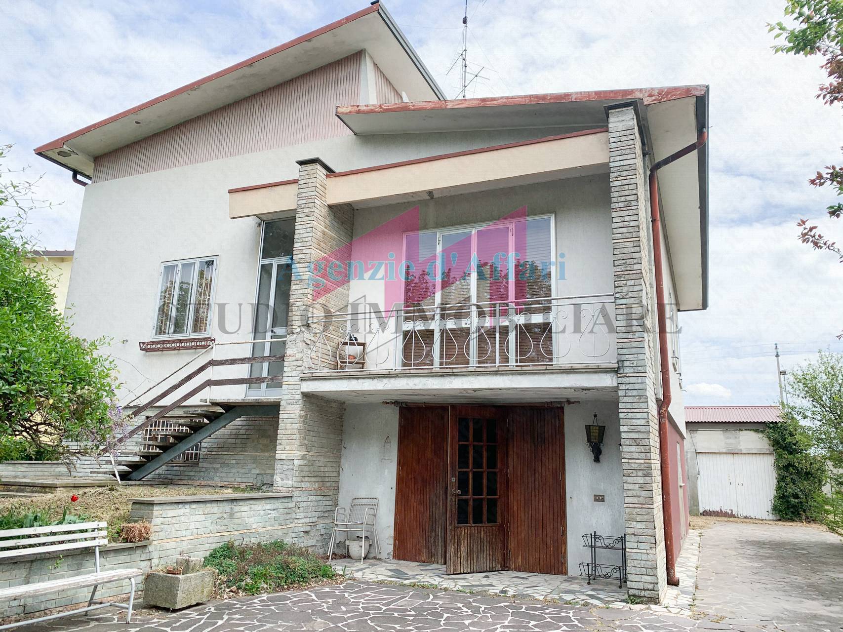 Villa Singola in vendita a Borgocarbonara