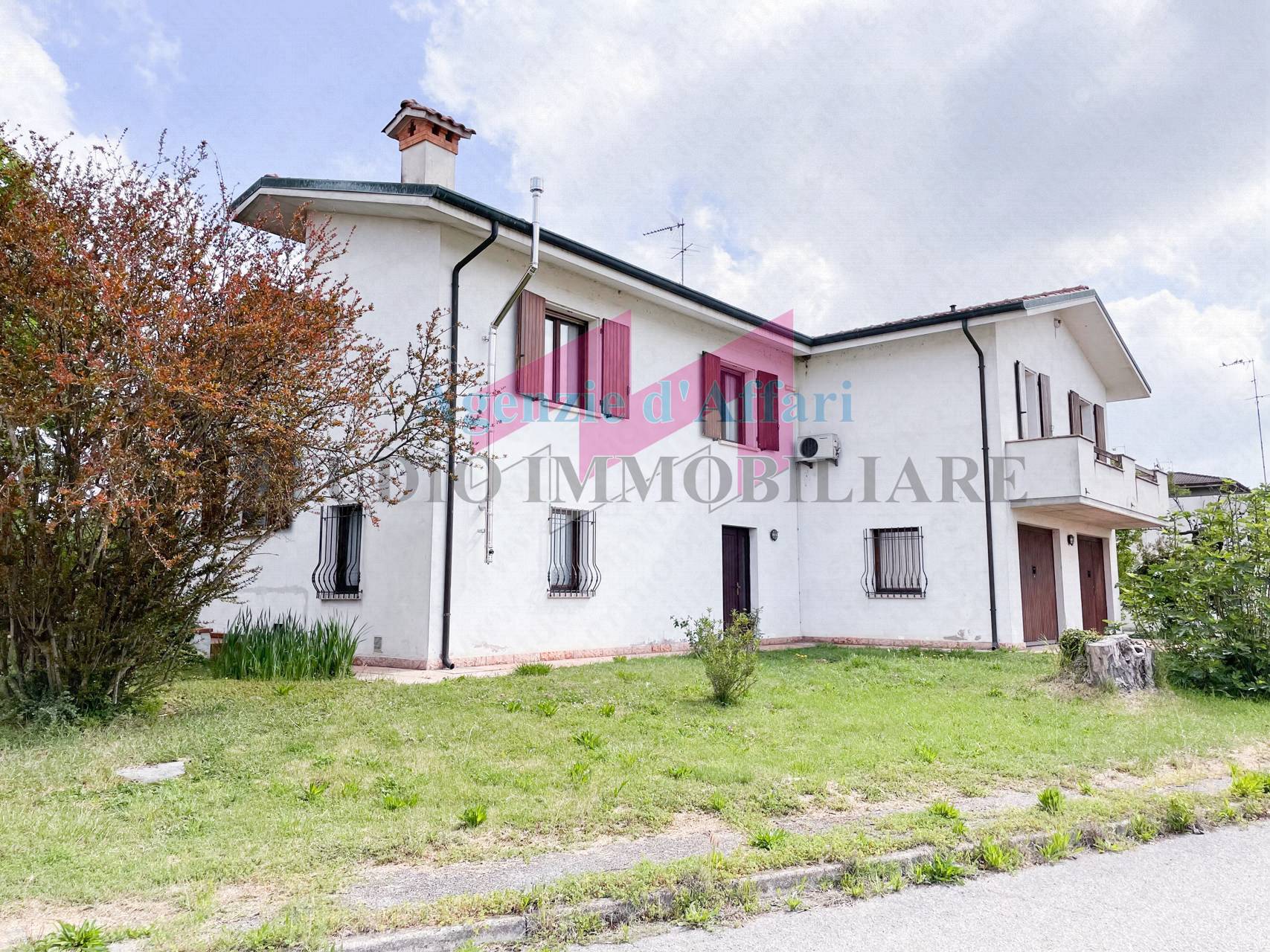 Villa Singola in vendita a Sermide e Felonica