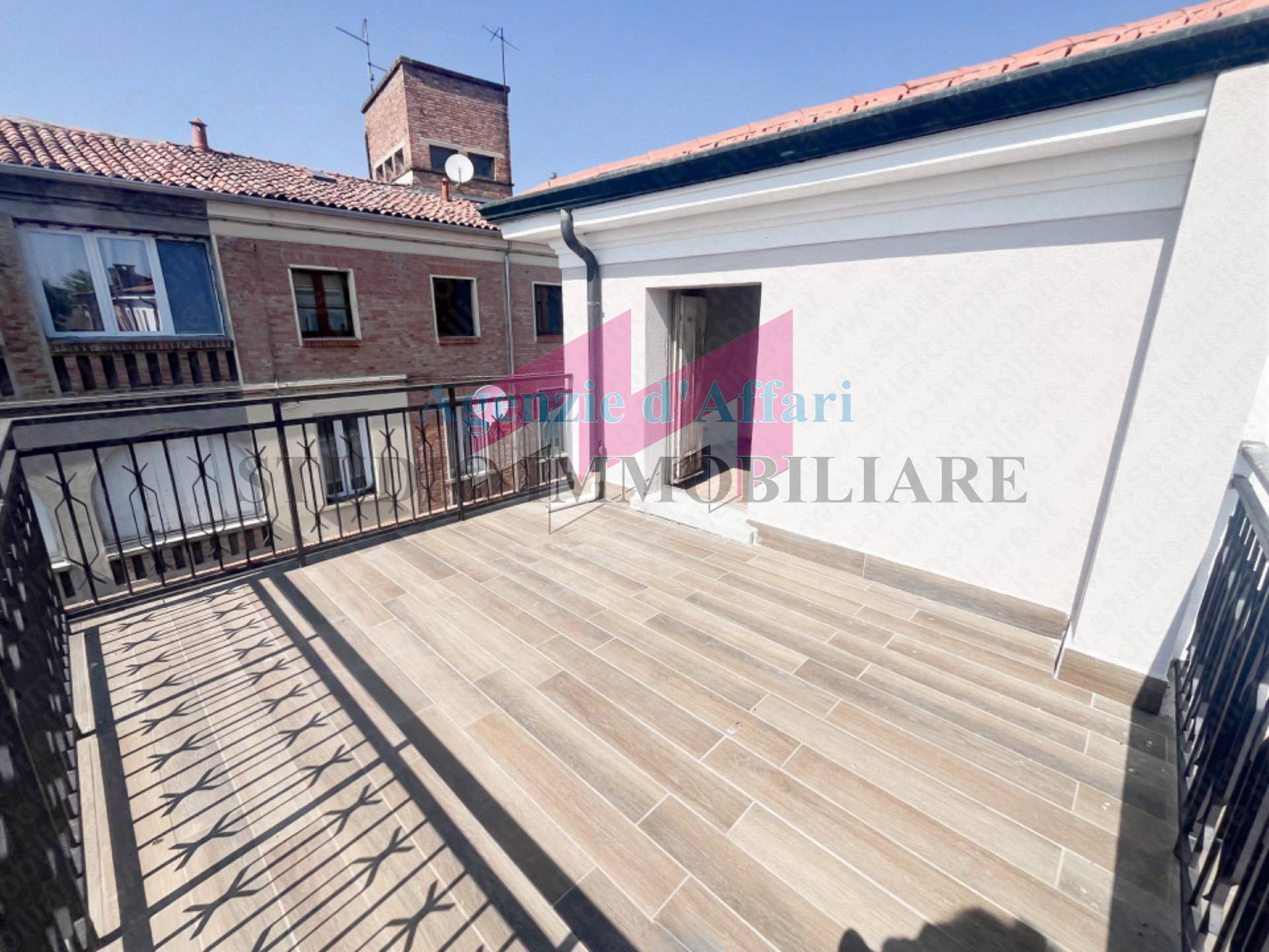 Porzione di fabbricato in vendita a Sermide e Felonica