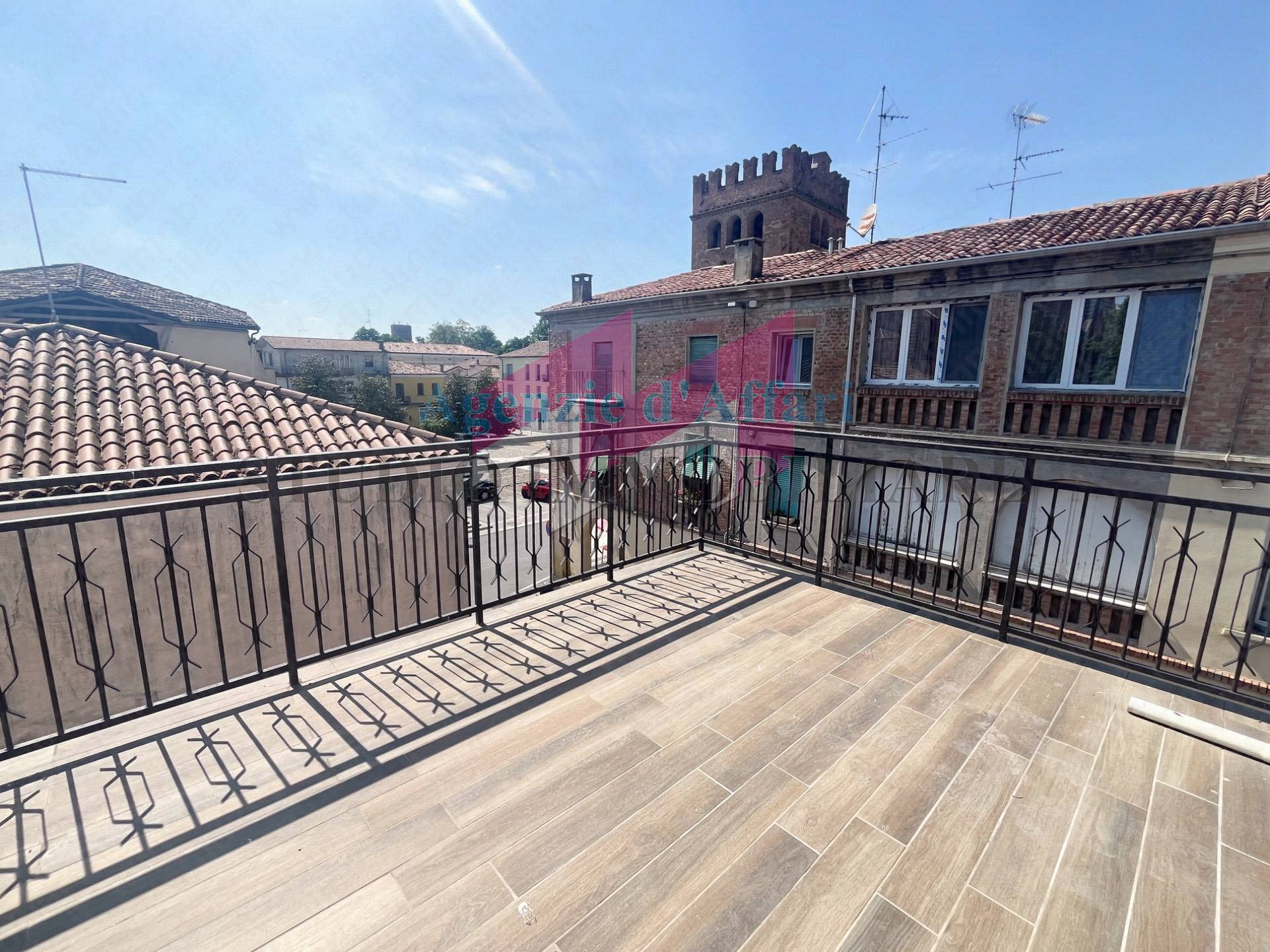 Porzione di fabbricato in vendita a Sermide e Felonica