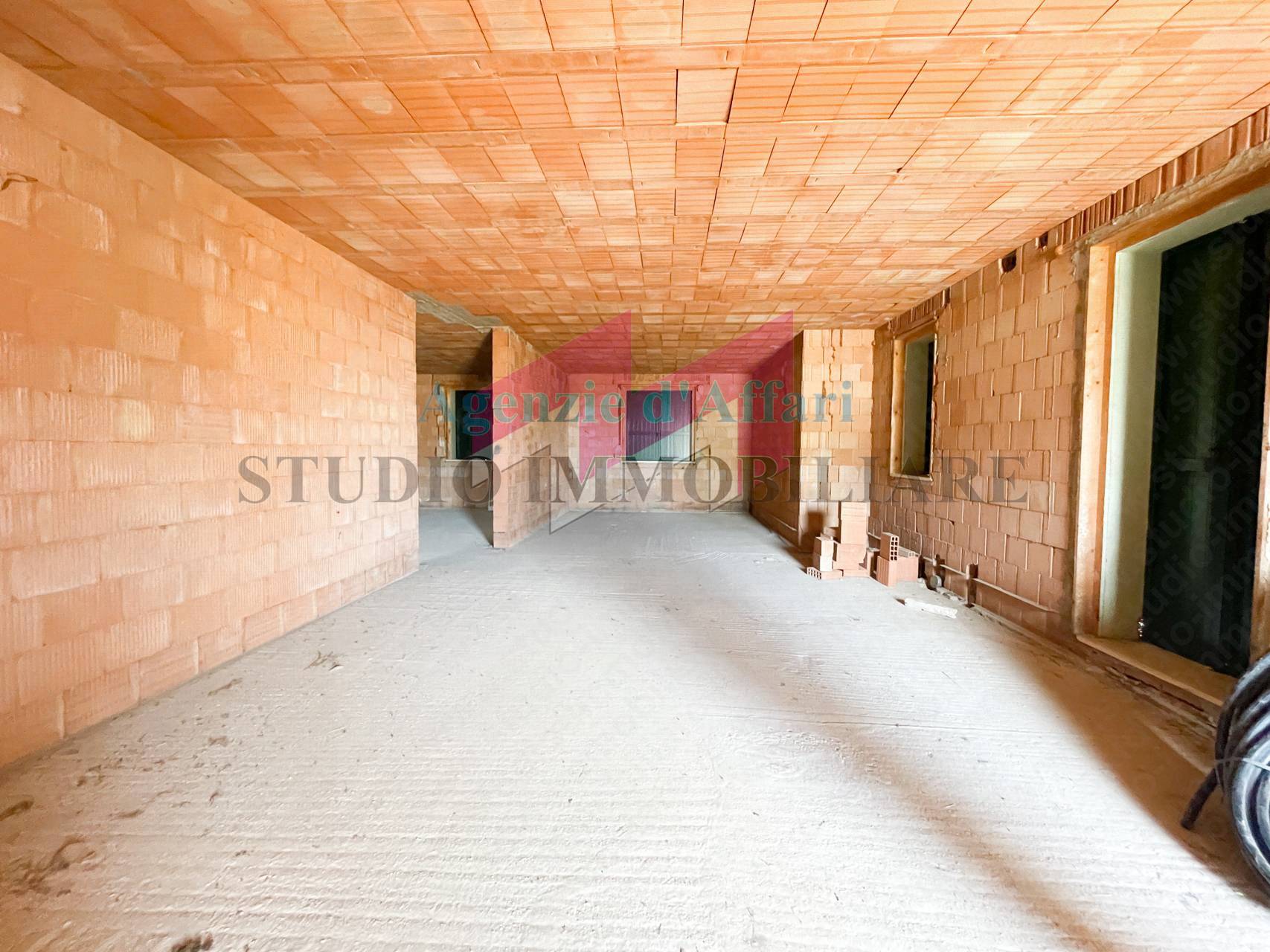 Bifamiliare in vendita a Borgocarbonara