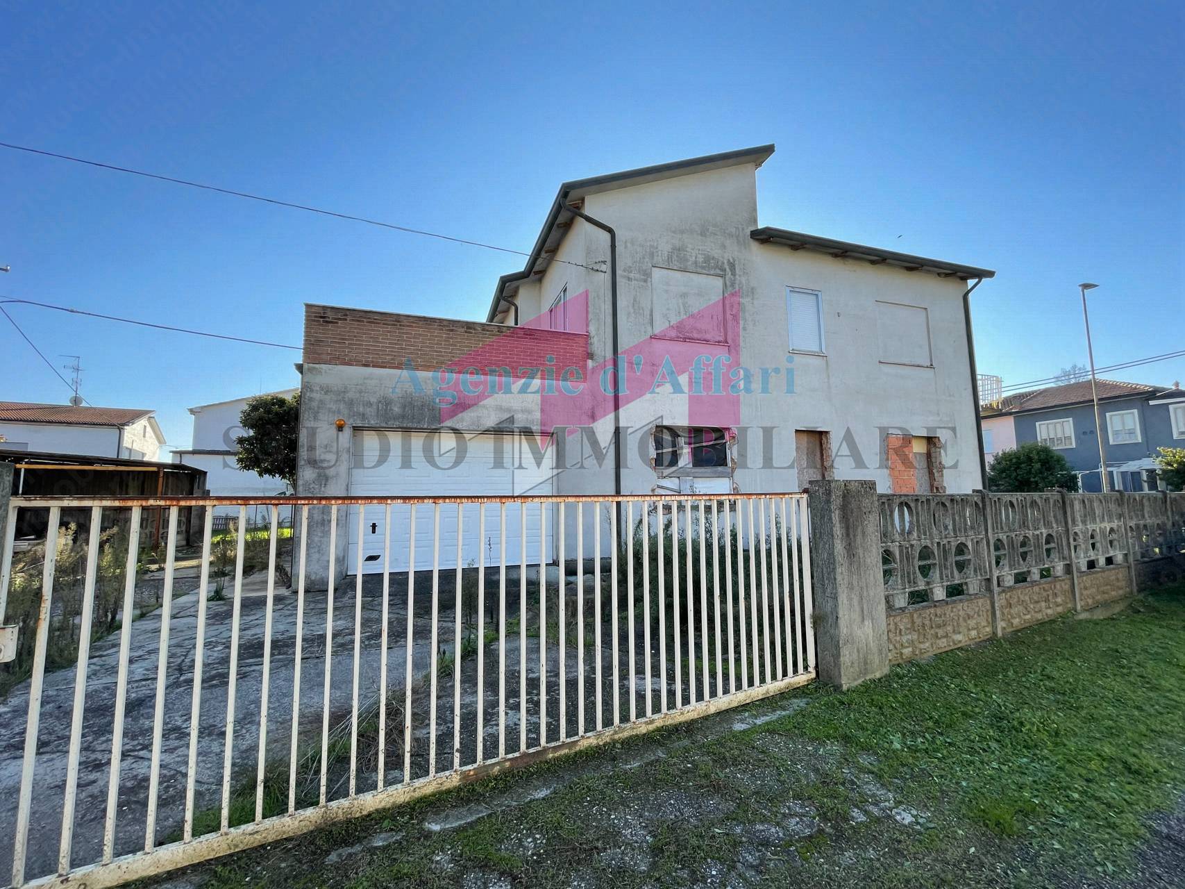 Casa singola in vendita a Castelmassa