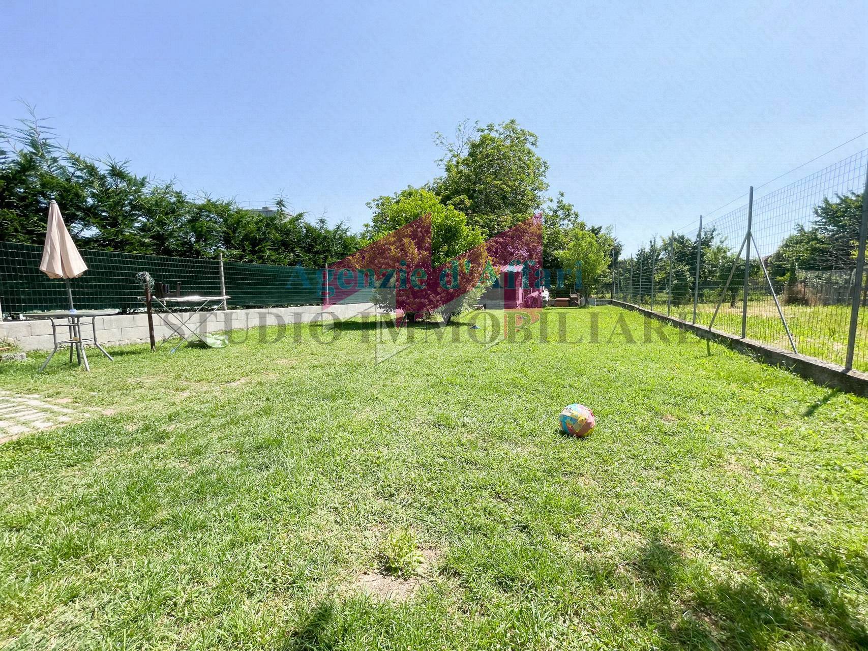 Bifamiliare in vendita a Castelmassa