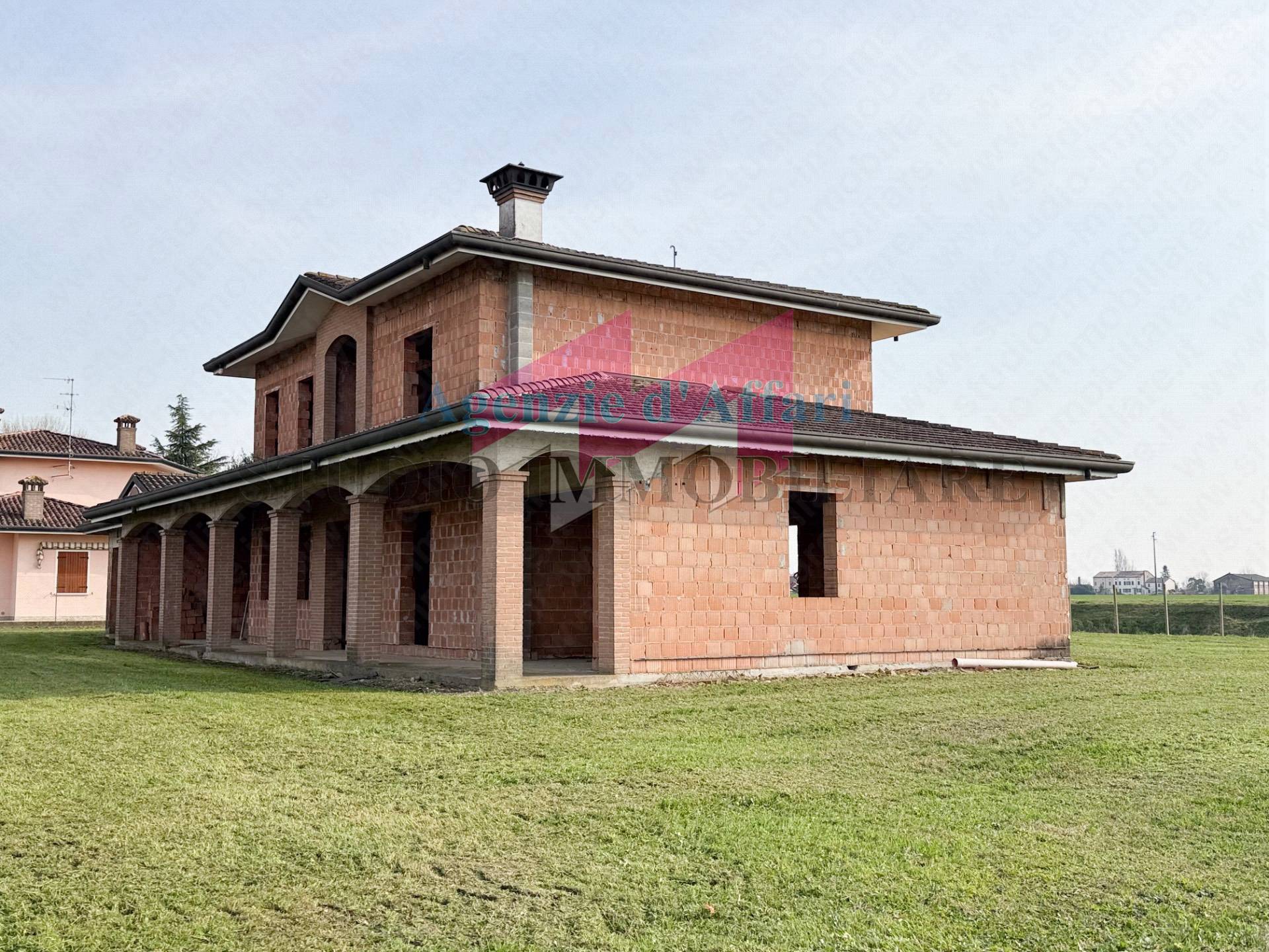 Villa Singola in vendita a Castelnovo Bariano
