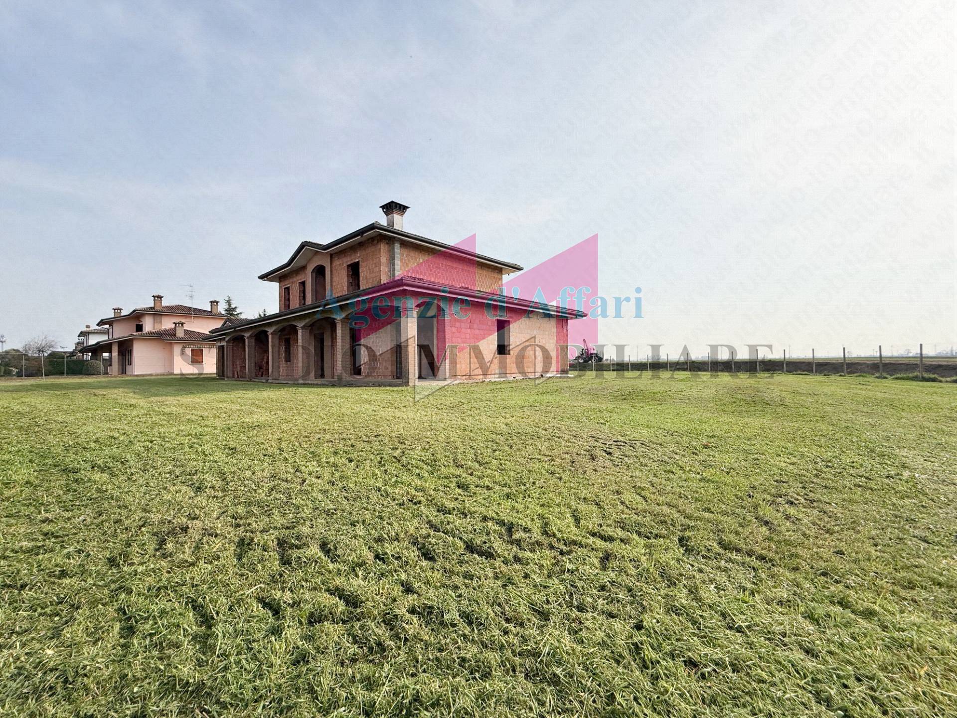 Villa Singola in vendita a Castelnovo Bariano