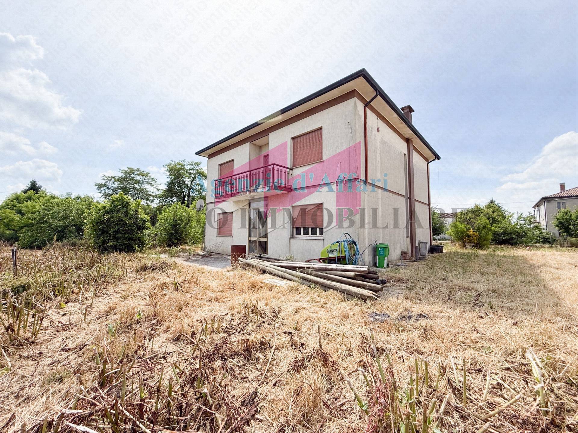 Casa singola in vendita a Castelmassa