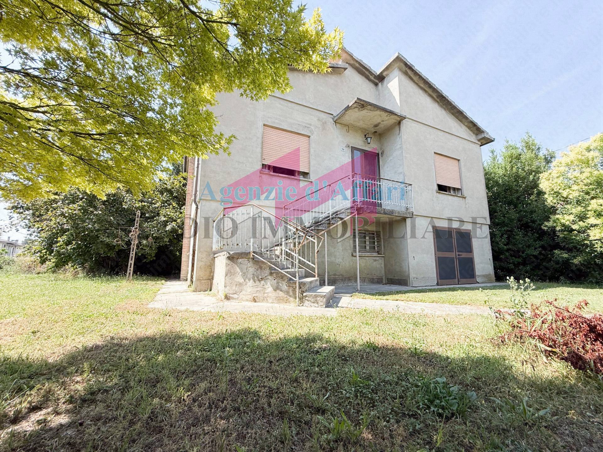 Casa in vendita a Calto