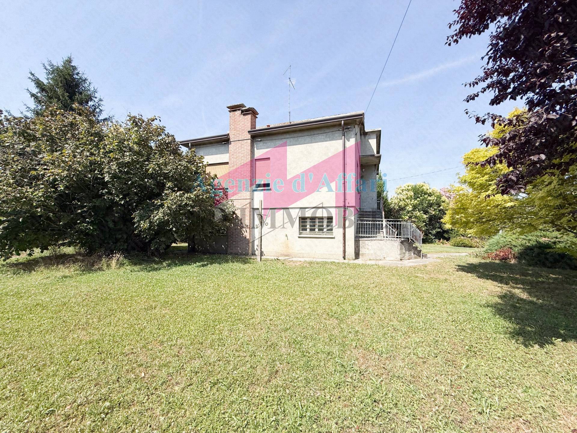 Casa in vendita a Calto