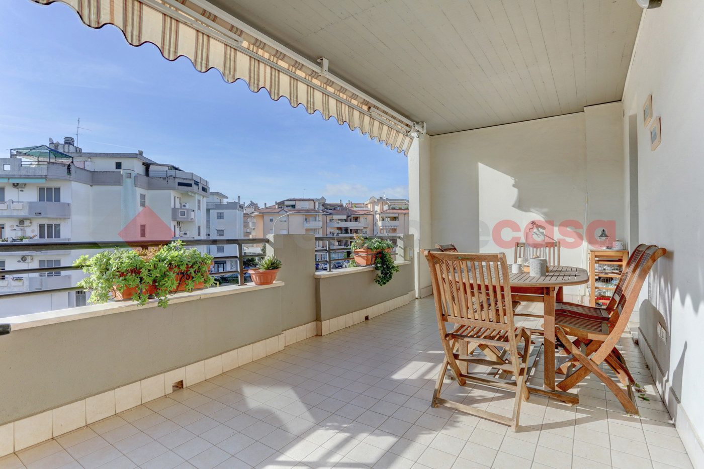 Quadrilocale con box doppio a Latina