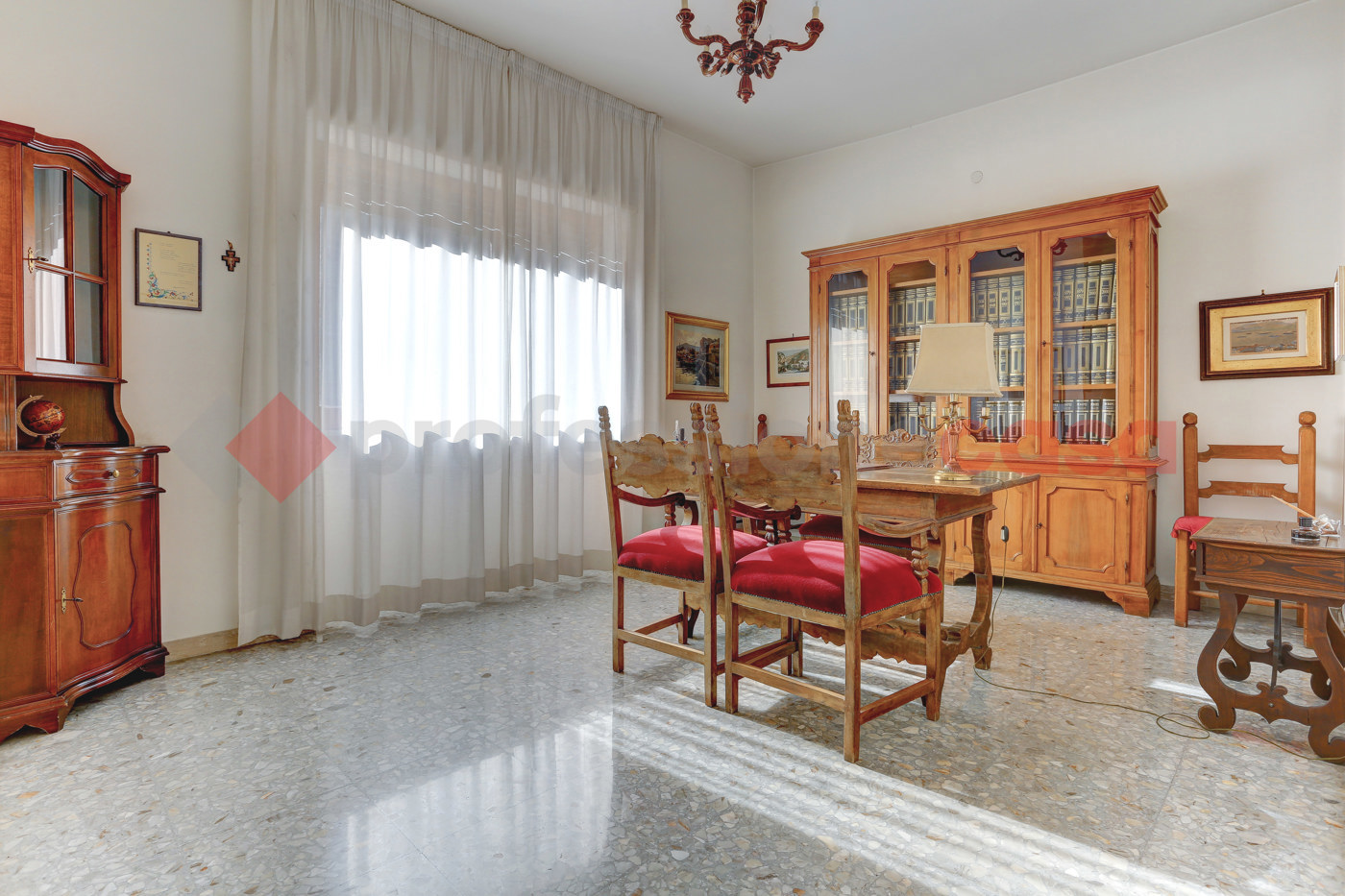 Quadrilocale da ristrutturare a Latina