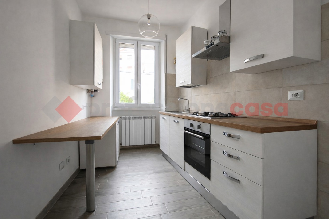 Trilocale arredato in affitto a Latina