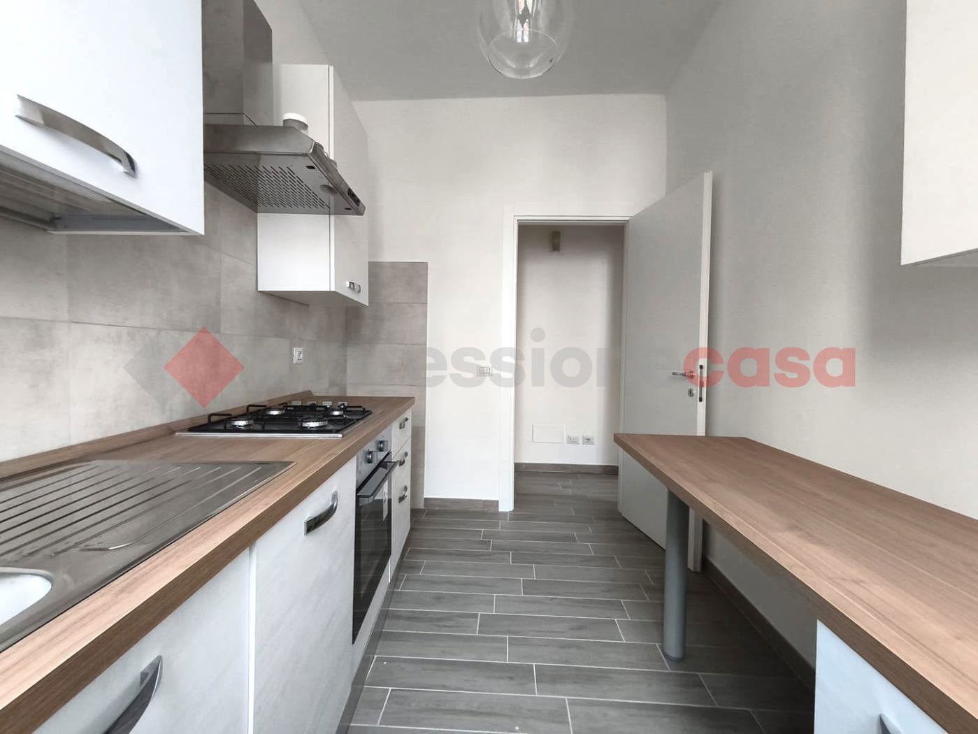 Trilocale arredato in affitto a Latina