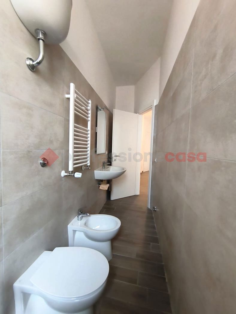 Trilocale arredato in affitto a Latina