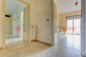 Quadrilocale arredato in affitto a Latina