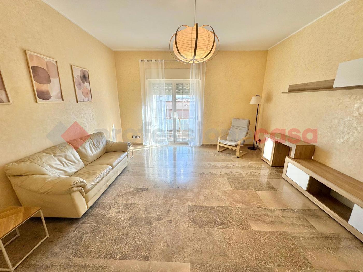 Quadrilocale arredato in affitto a Latina