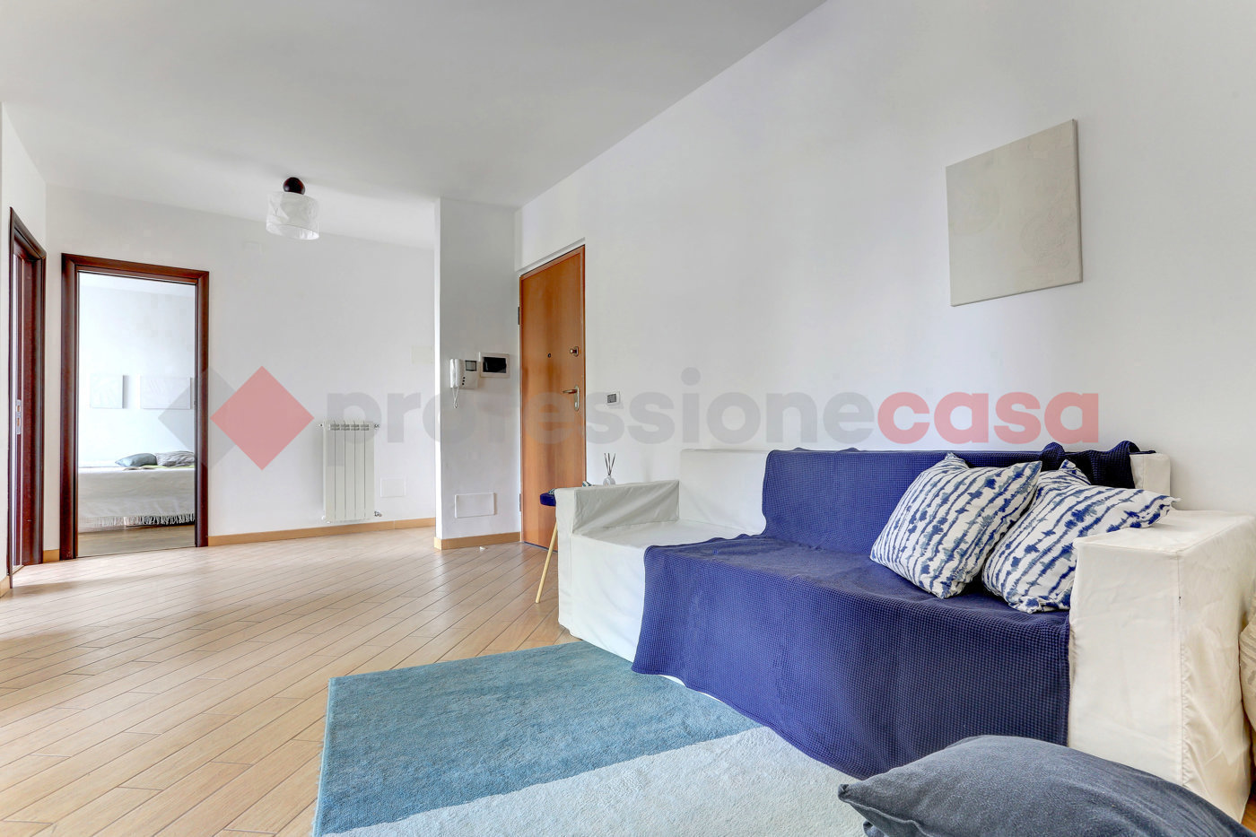 Trilocale con box a Latina